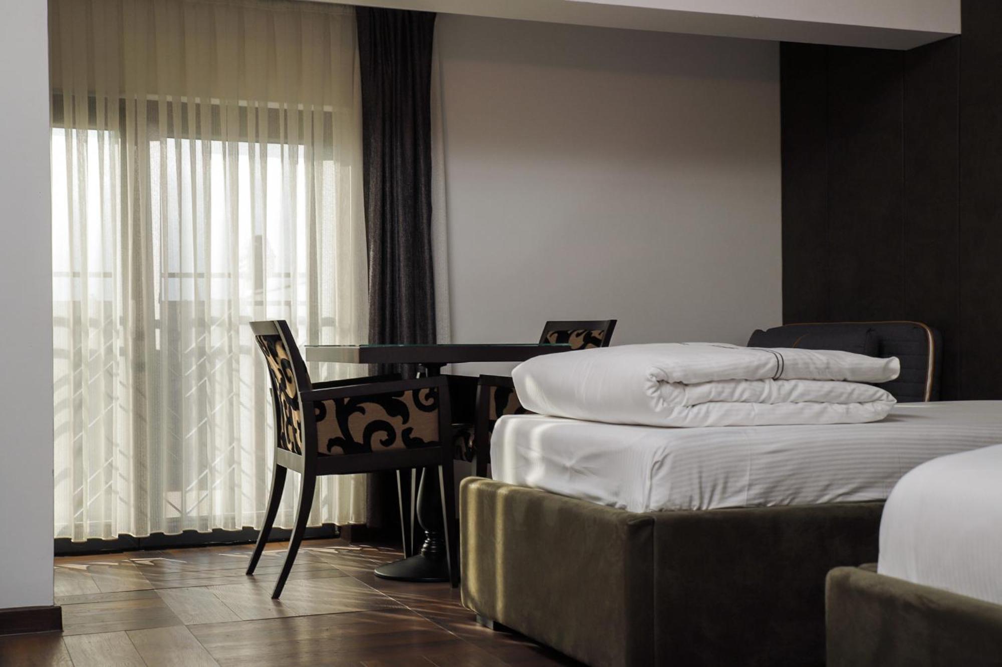 Triumf Hotel بريزرن المظهر الخارجي الصورة