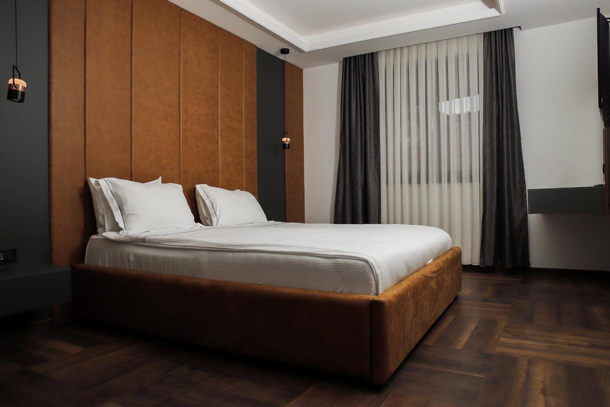 Triumf Hotel بريزرن المظهر الخارجي الصورة